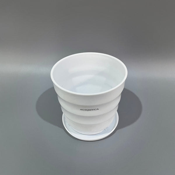 AUJQMYCA Flower Pots, Round Ribbed Resin Flower Pot, Simple Small Flower Pot with Saucer